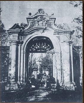 ym06.jpg (48301 bytes)